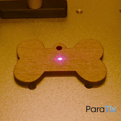 Chapa perro madera grabada